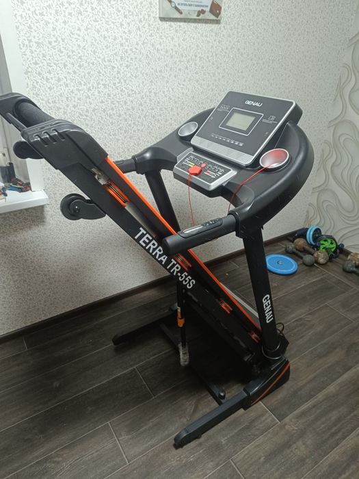 Продам немецкую беговую дорожку