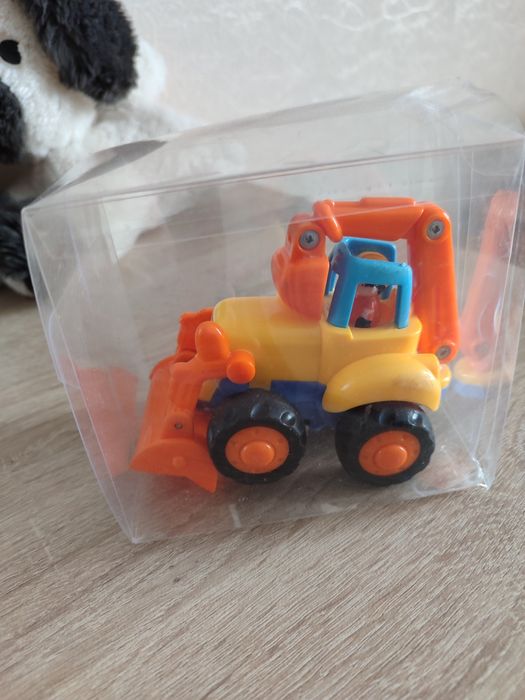 Трактор игрушка до 5 лет
