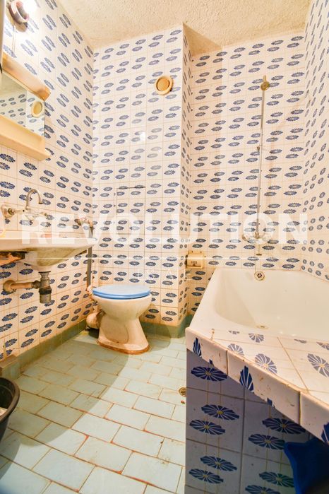 Дава се под наем Четиристаен апартамент в София, Овча купел - 120 кв.м за 750 € - Снимка #10