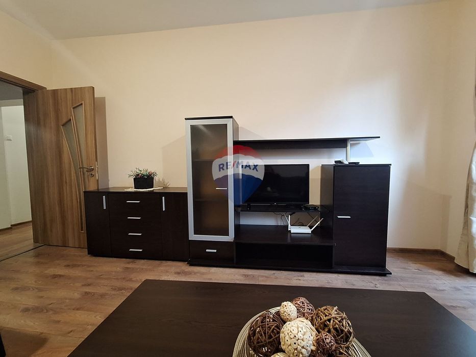 Дава се под наем Тристаен апартамент в Варна, Чайка - 64 кв.м за 548.25 € - Снимка #2