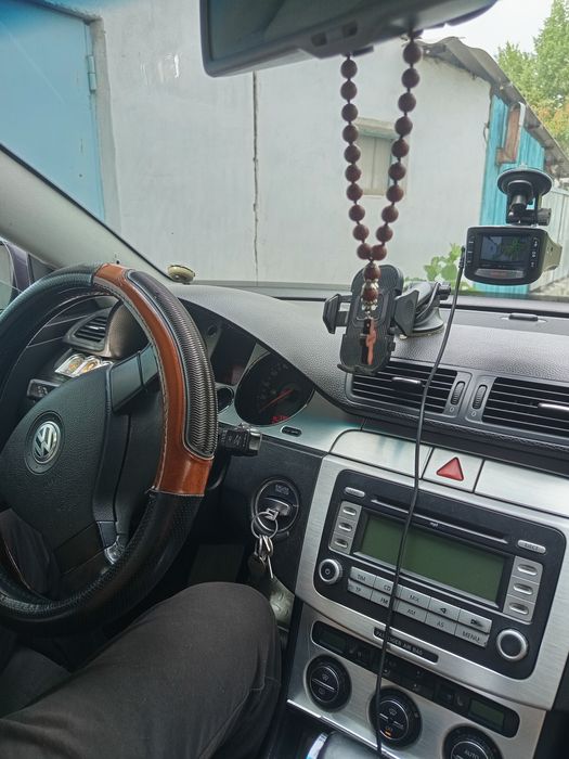 Vollkswagen Passat B6 2007.