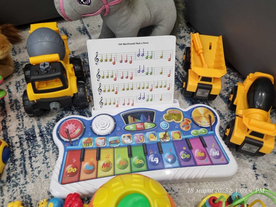 Бебешки играчки сортер, музикално килимче