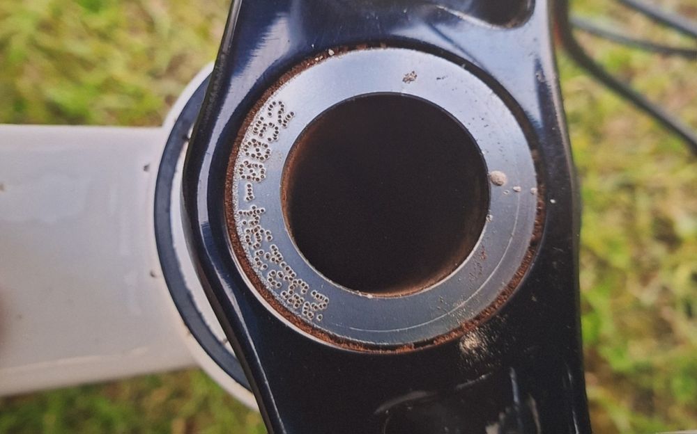 Vând bicicletă de downhill ktm aphex