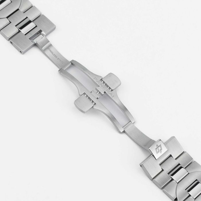 Panerai Luminor Chrono 44mm PAM01110 Blue dial