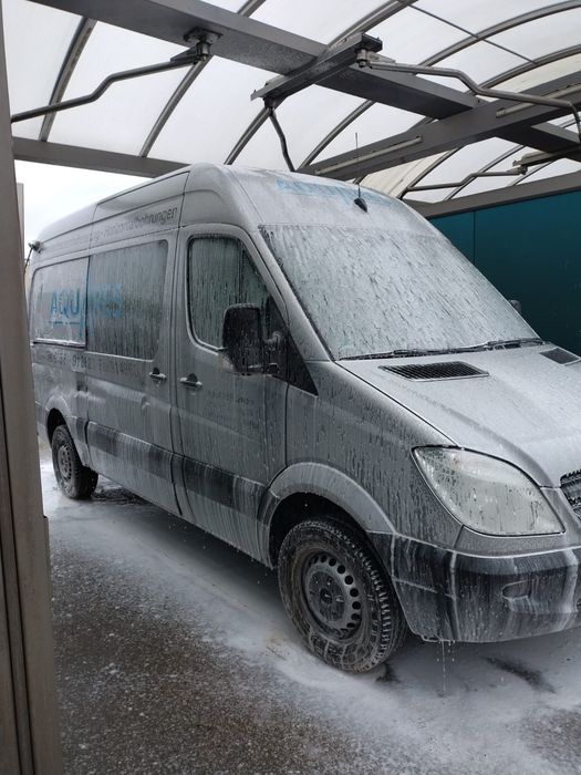 Vând microbuz Mercedes Sprinter