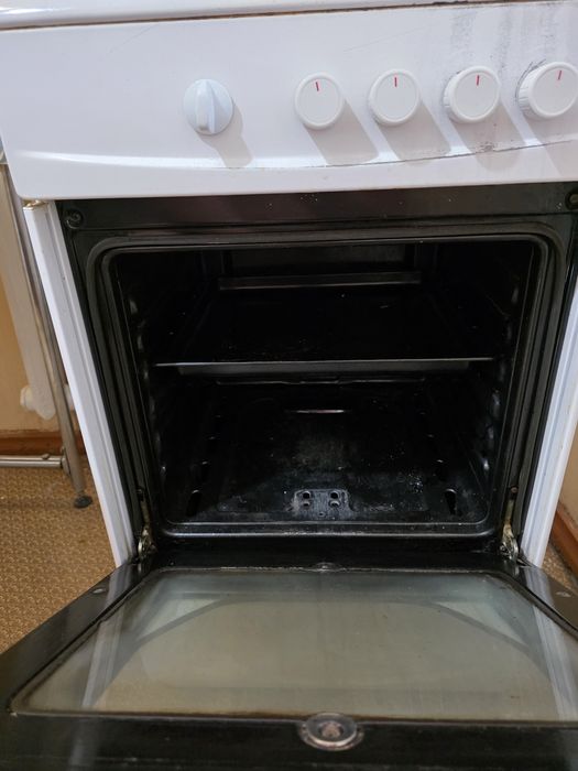 Продам газ плиту б/у