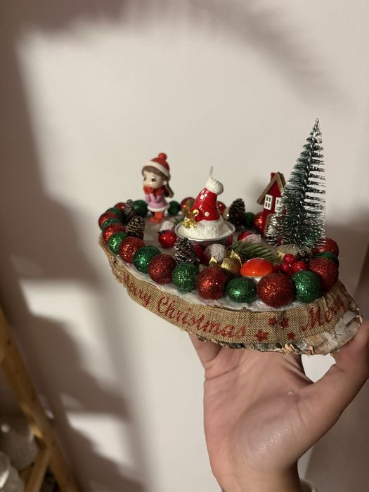 Aranjamente pentru masa de Craciun model unic