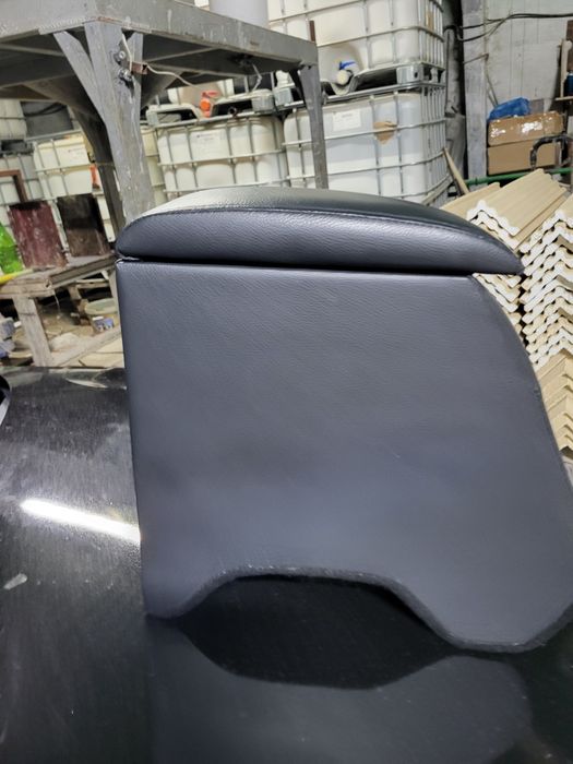 Подлокотник лада гранта фл