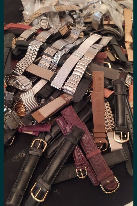 Соат ремешок браслет сотилади! Браслет аксессуары часы! Tayyor biznes