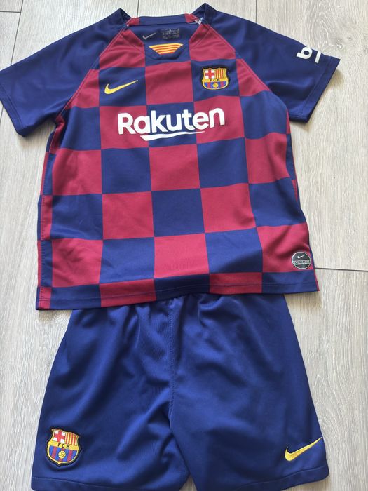 Футболен екип Barcelona