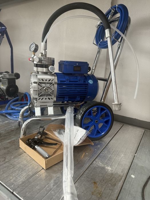 Pompa airless 220v 4,9kw vopsit completa furtun pistol diuza noua