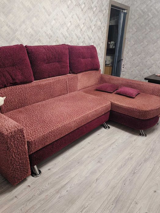 Диван угловой. Б/у.