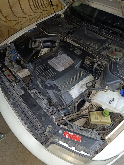 Продам Ауди А8 1995 год