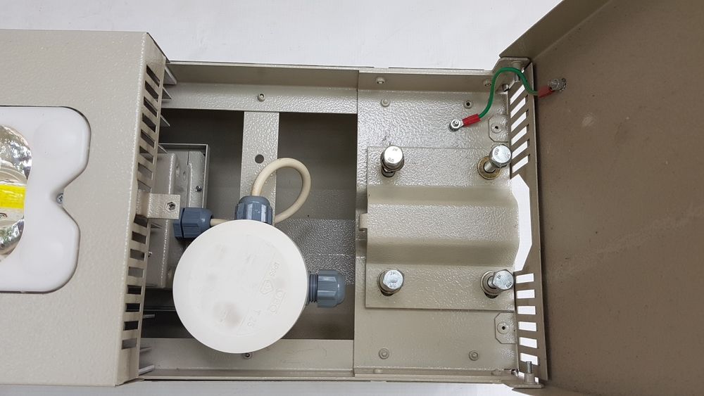 Reflector lampa LED SMD stalp 230V 82W nou