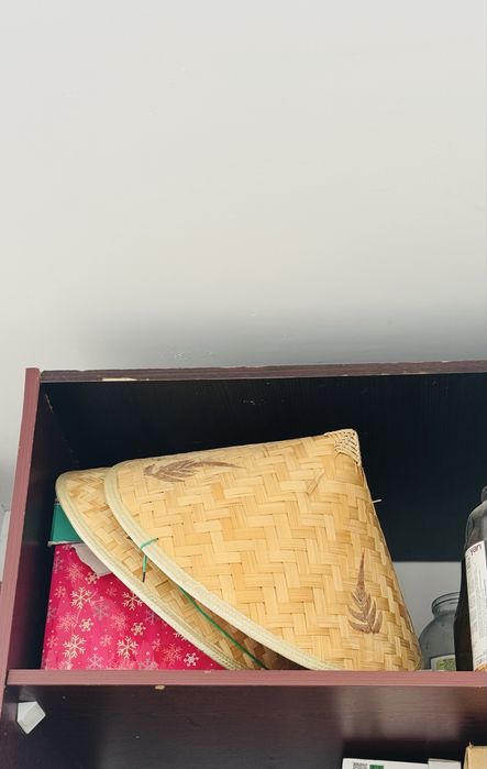 Продам вьетнамскую шляпу