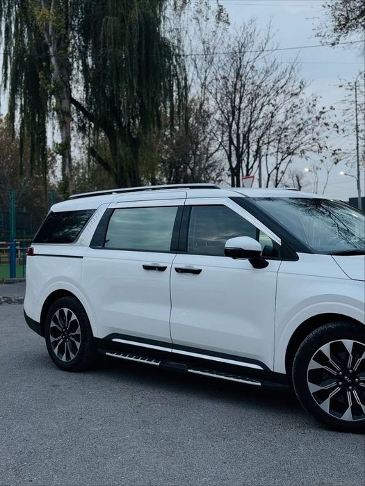 Продаётся авто KIA CARNIVAL  Есть обмен!