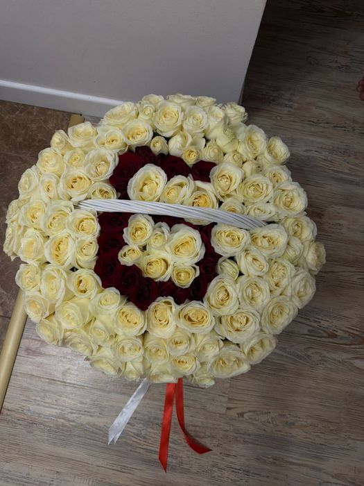 Свежие цветы 101 роза