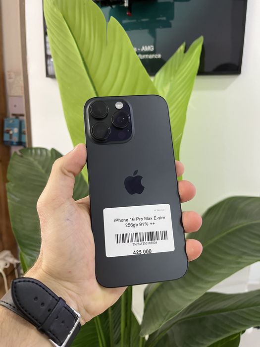 iPhone 16 Pro Max в илеальном состоянии