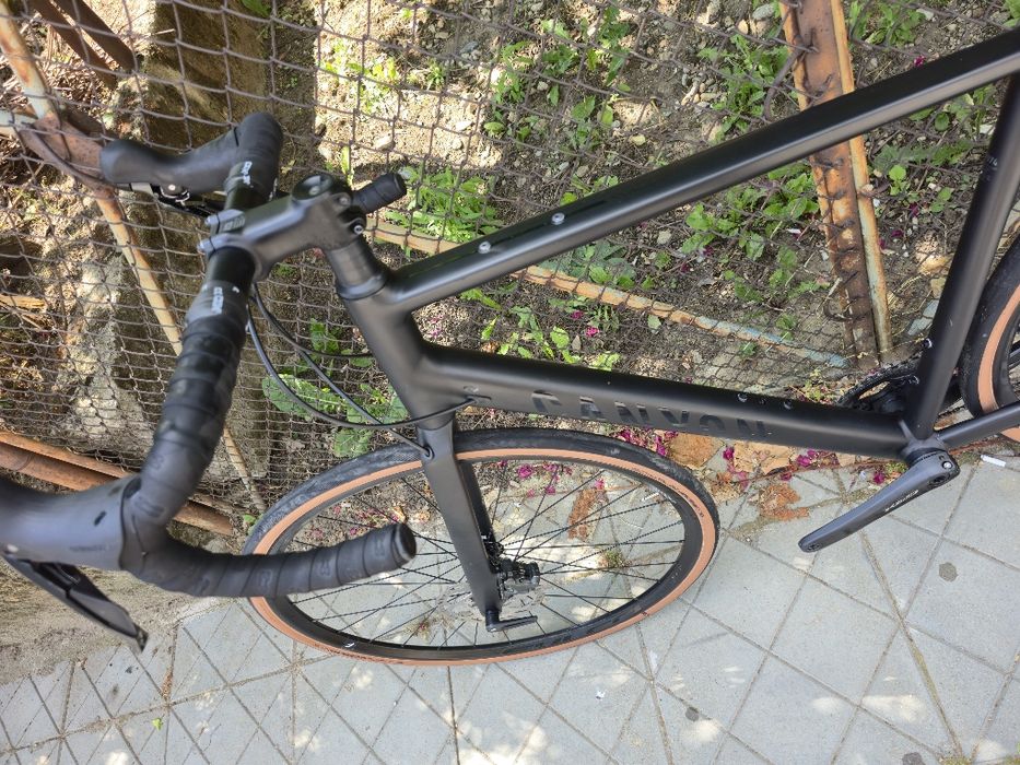 Canyon Endurance AL L размер 1х10 GRX Проходни оси Перфектно състояние Хидравлични дискови Shimano