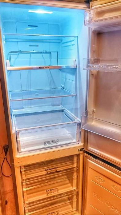 Дава се под наем Двустаен апартамент в Бургас, Възраждане - 50 кв.м за 310 € - Снимка #2