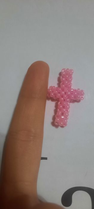 Крестик из бисера