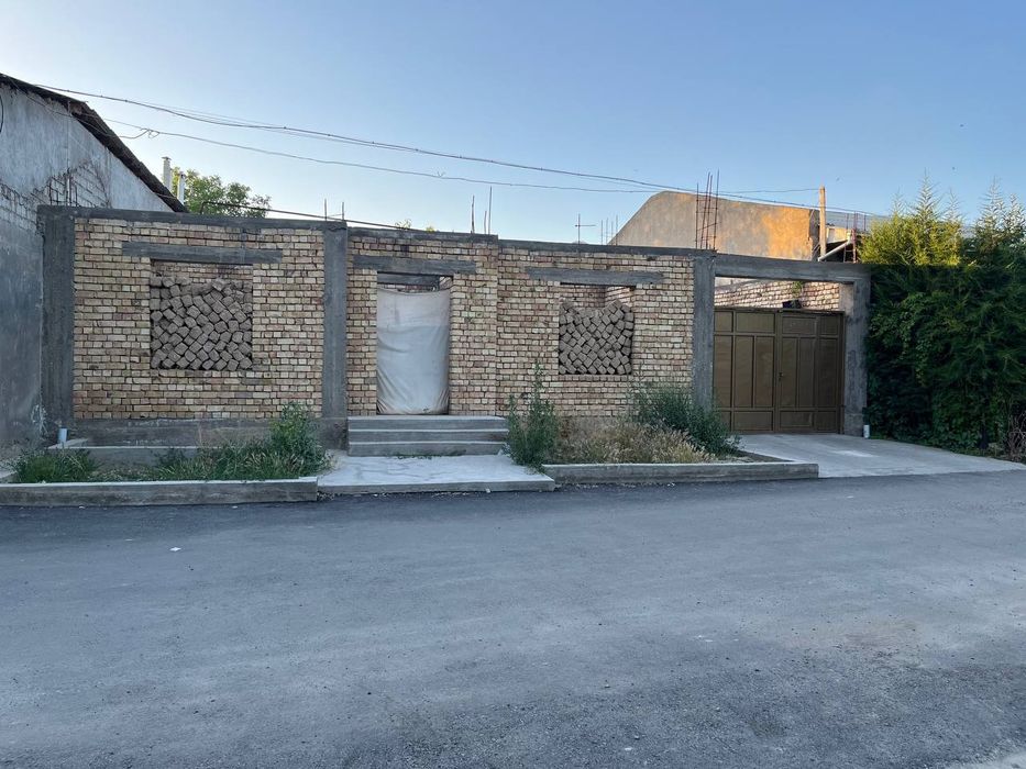 Продаю свой Дом 5 сотак со всеми удобствами свет, газ вода канализация