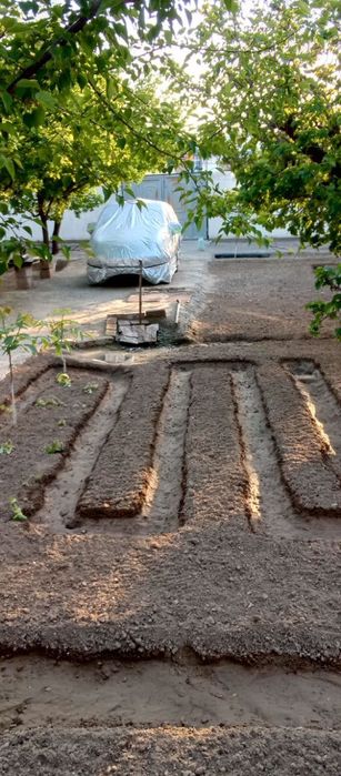 Ховли сотилади. Военный городокда