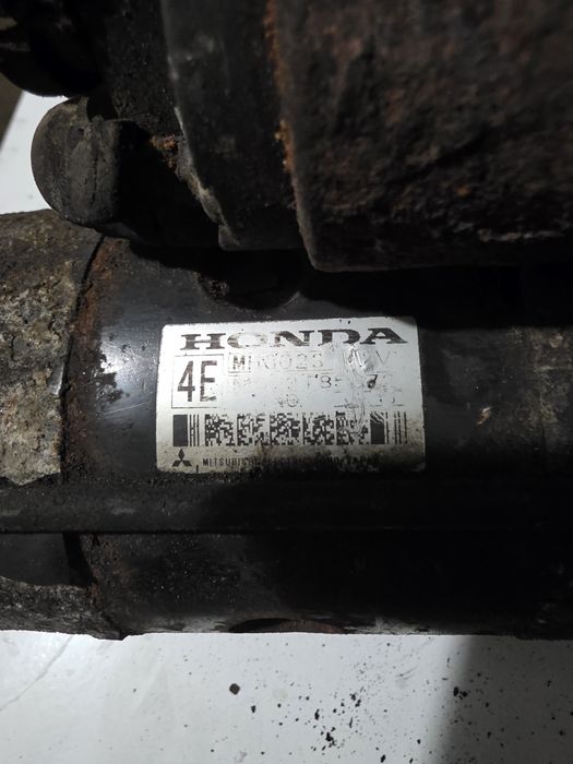 Хонда ФРВ Honda FR-V на части