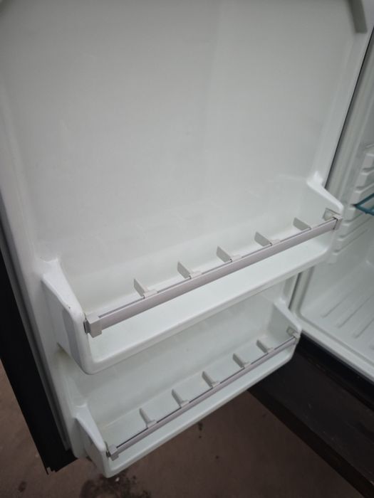 Мини амонячен хладилник минибар dometic