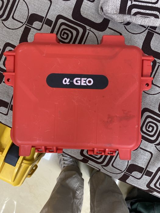 GPS и тахеометр в комплекте