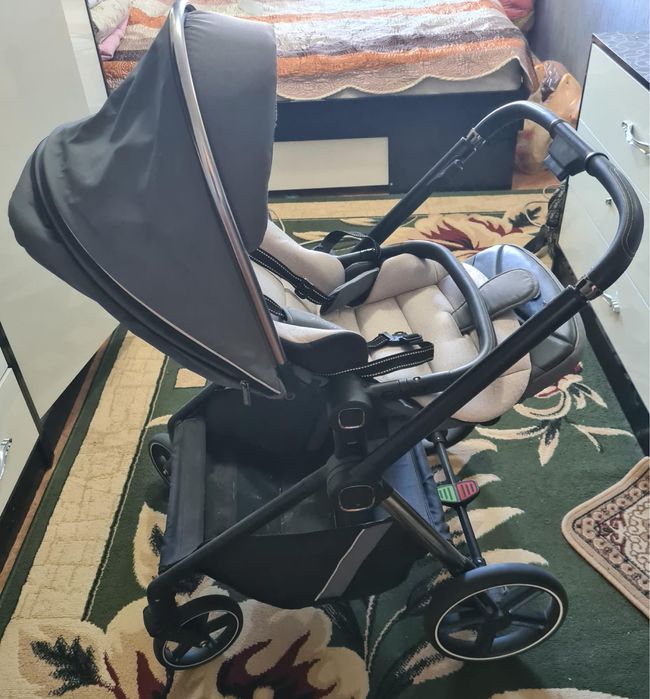 Продается коляска