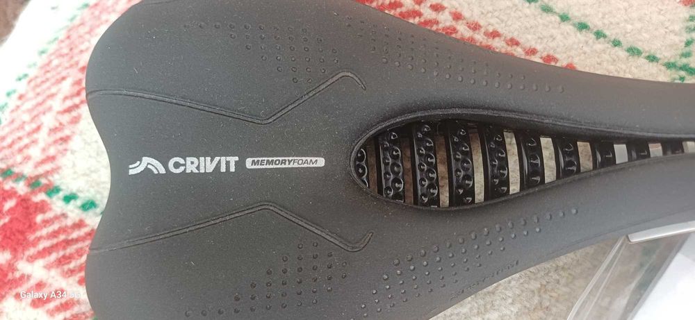 НОВА Седалка за велосипед Crivit