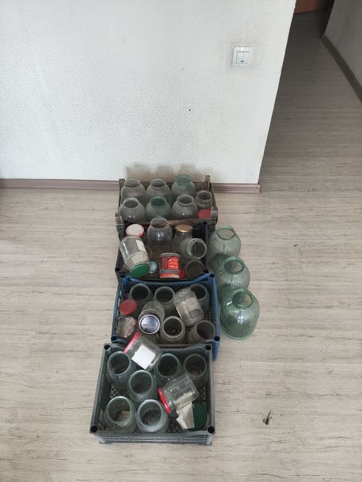 Банки бесплатно отдам самовывоз