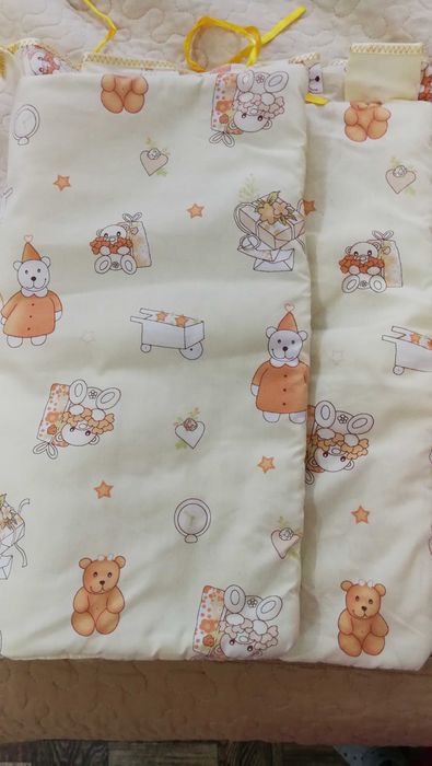 Бортики в кроватку