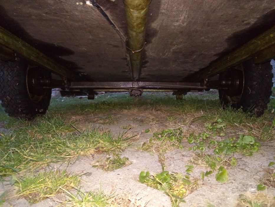 Продавам ремарке палатка без регистрация нови гуми спирачки супер съст