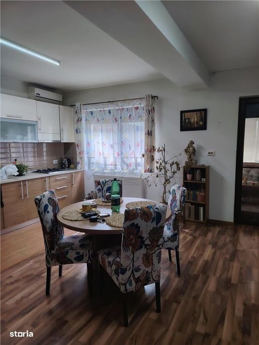 Casa Otopeni 5 camere, 360.000 E