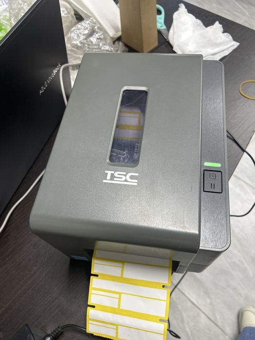 Продаю принтер этикеток TSC TE200 (термотрансферный)