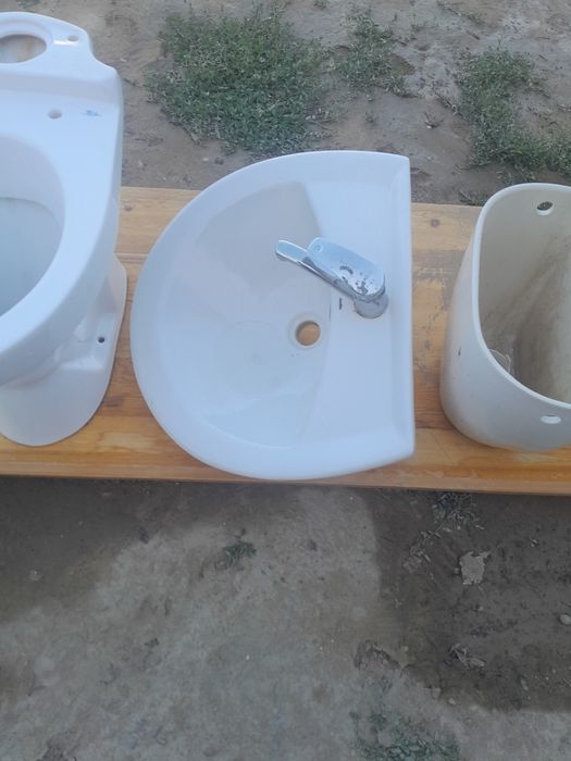 Бу унитаз және бочоктар