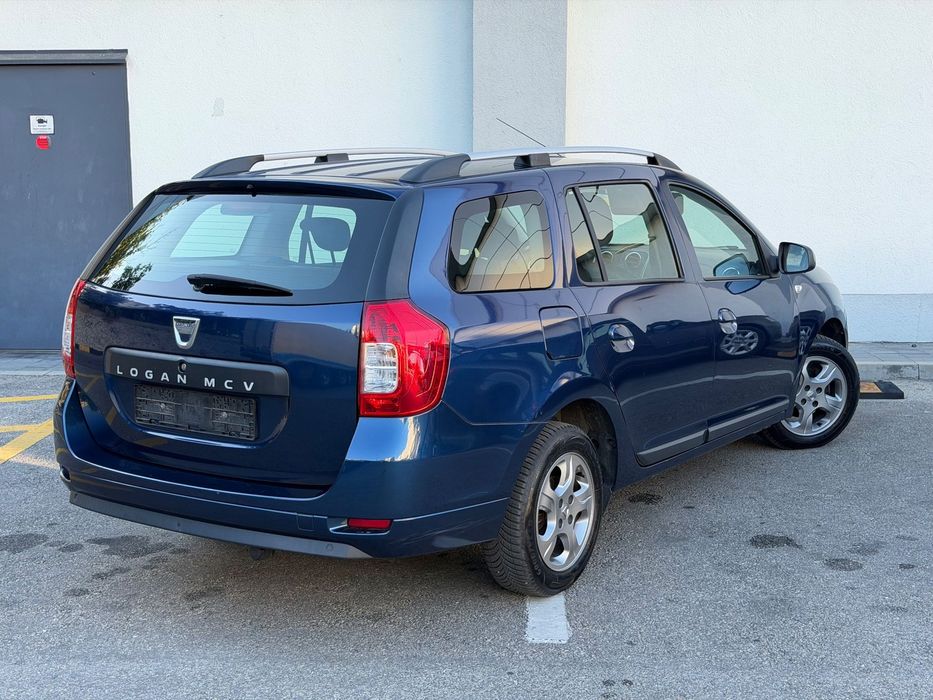 Dacia Logan MCV Model Celebration 2015 / 0.9 / Navi / Senzori / Pilot / Full