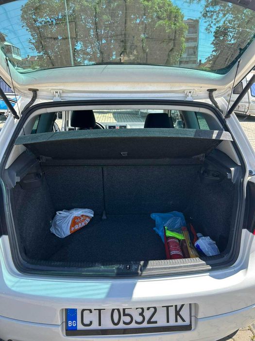 Продавам VW Golf 1,9 2008 г.