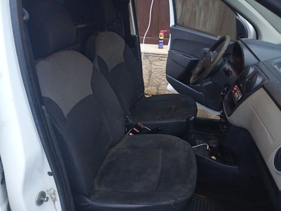 Dacia dokker an 2013