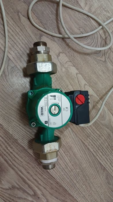 Насос циркуляционный  WILO Star 30/4