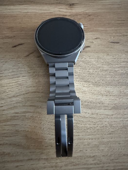 Huawei watch Gt 3 Pro  titanium strap.