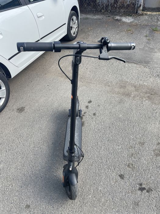 Trotineta electrica NINEBOT KickScooter F2, 10 inch, negru