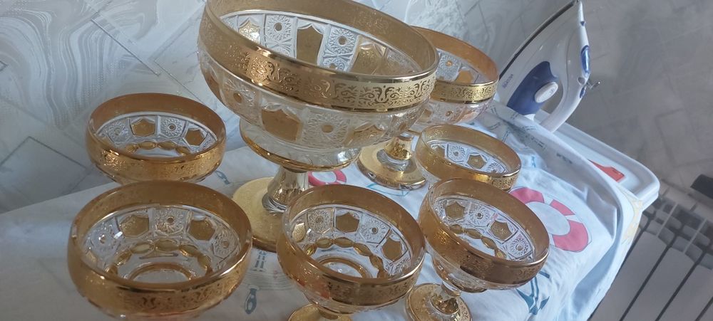 Богема, посуда для гостей
