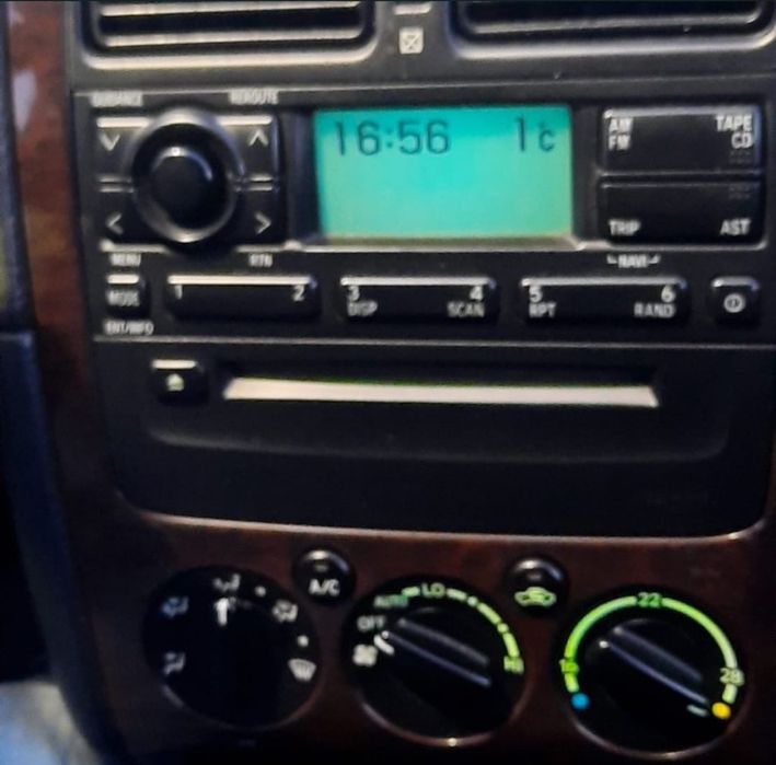 Toyota Avensis .