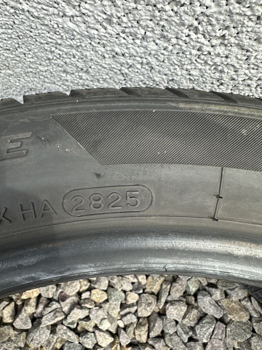 Anvelope iarna MO 225/45 R18 Hankook Winter i*cept evo2