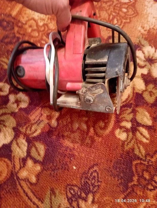 Продам пчёлки и пылесосы