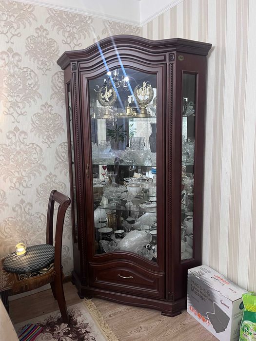 Уголок от гостиного гарнитура Keng Makon, дерево Чинара