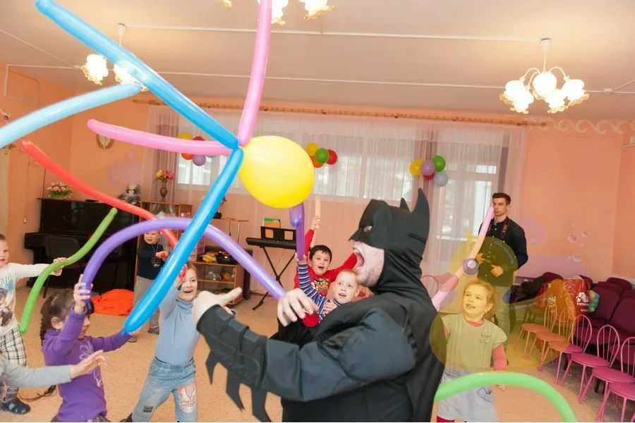 Animatori petreceri copii + vata de zahar si popcorn in